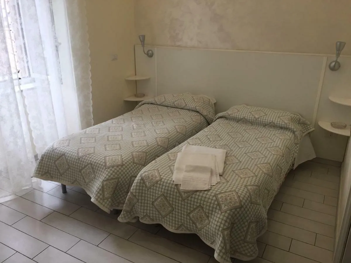 נאפולי Albergo Oasi איטליה